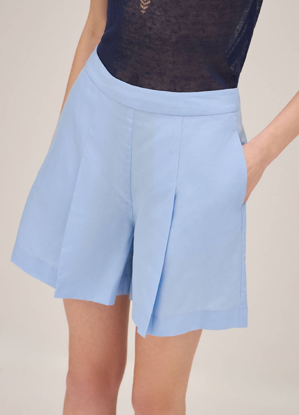 LES COPAINSPantaloni shorts in lyocell e lino Promozione Limitata