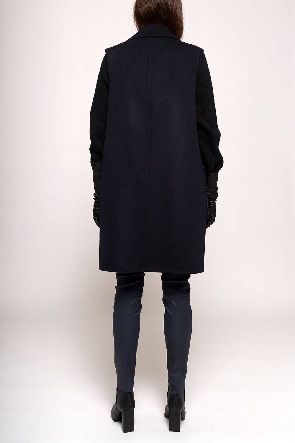 Manzoni 24 Gilet in tessuto cashmere Loro Piana con tasche visone Promozione