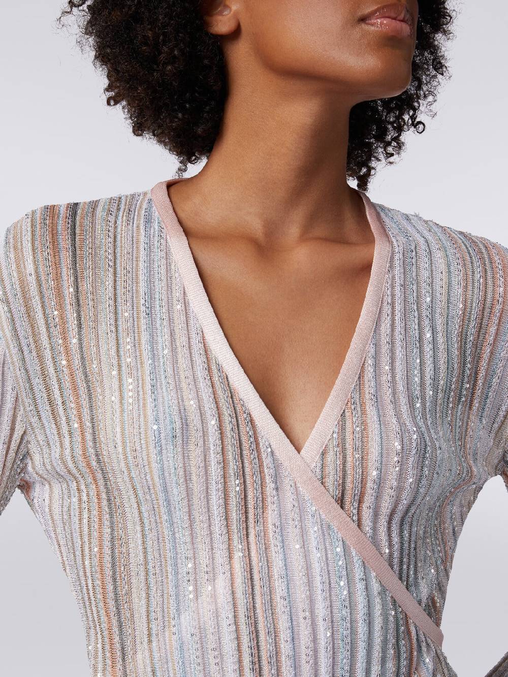 M Missoni Abito lungo con chiusura a portafoglio e paillettes Vendite Flash