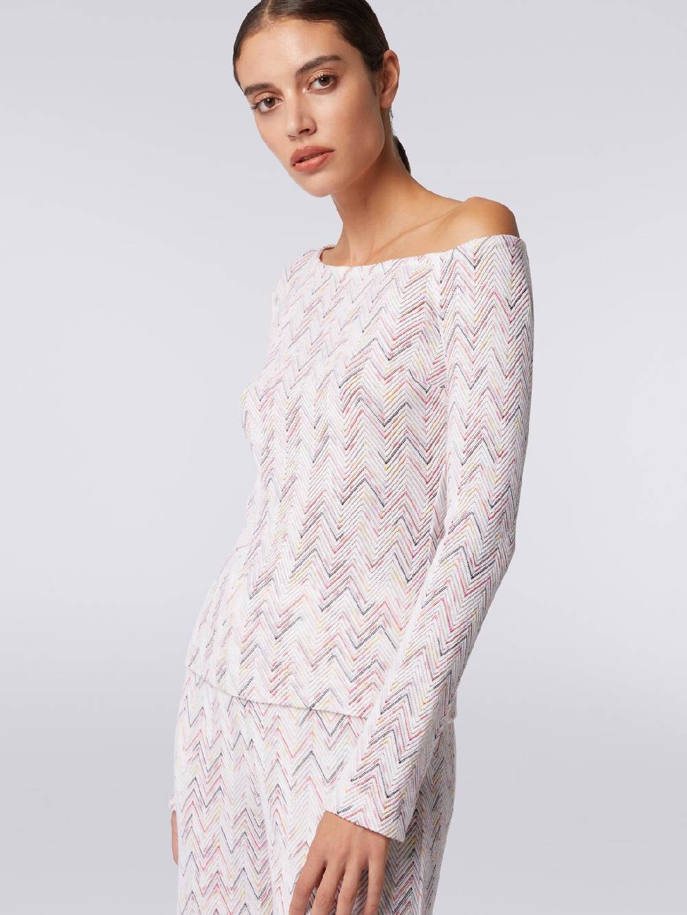 M Missoni Pullover in lana e viscosa chevron con scollatura asimmetrica Shopping Online