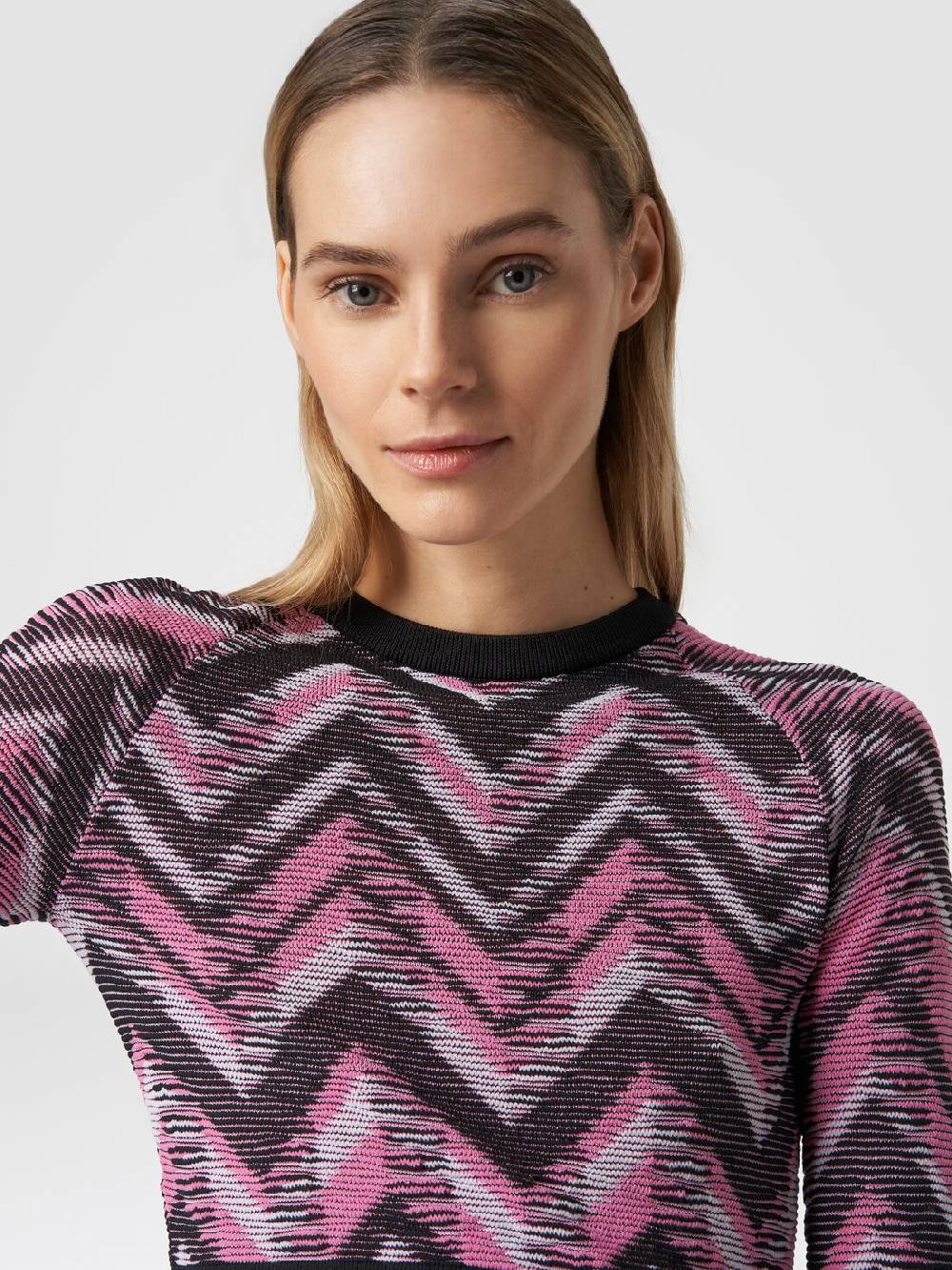 M Missoni Crop top a maniche lunghe in maglia chevron con logo Promozione Limitata