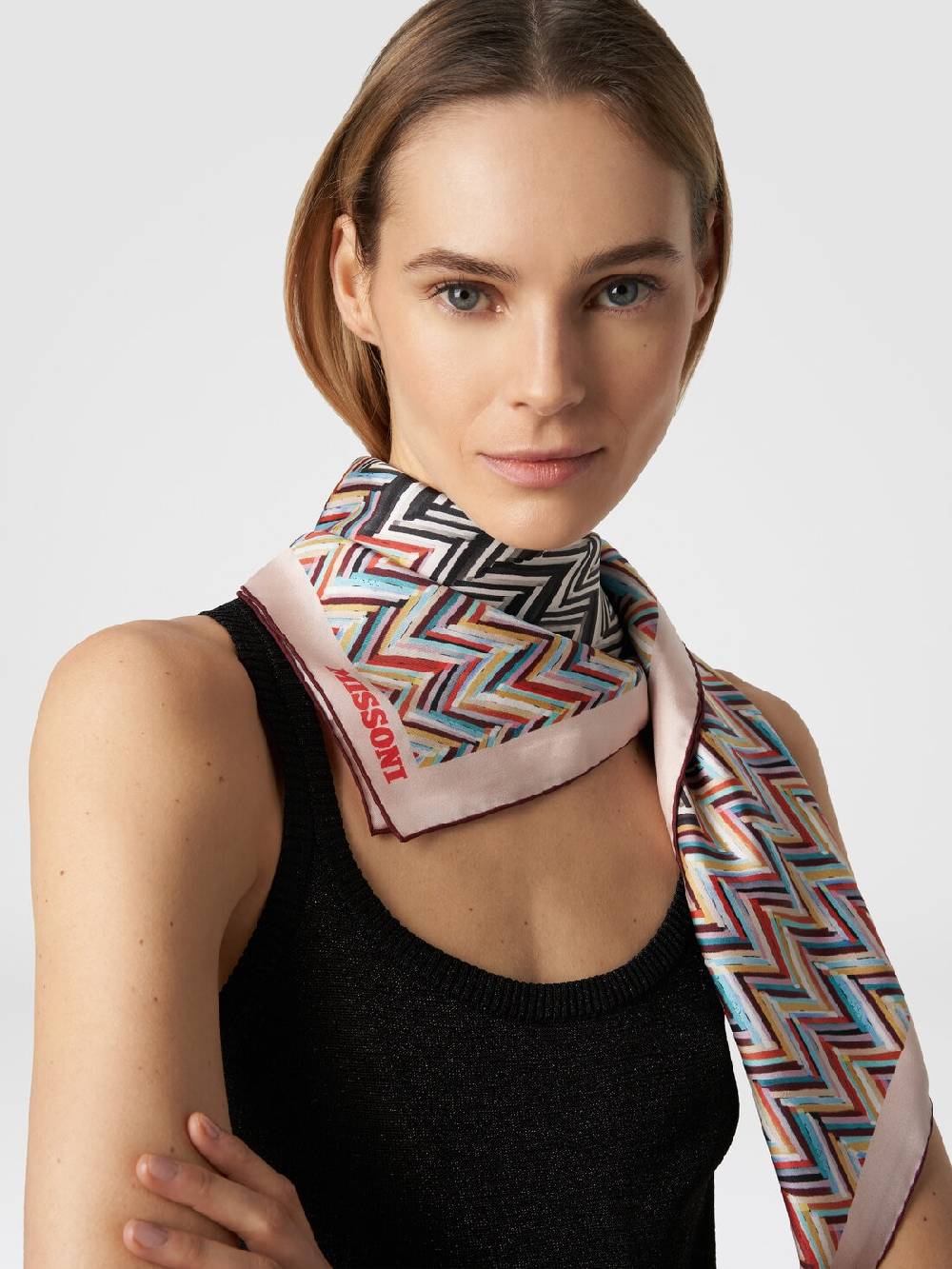 M Missoni Foulard in seta con multilavorazione Enormi sconti