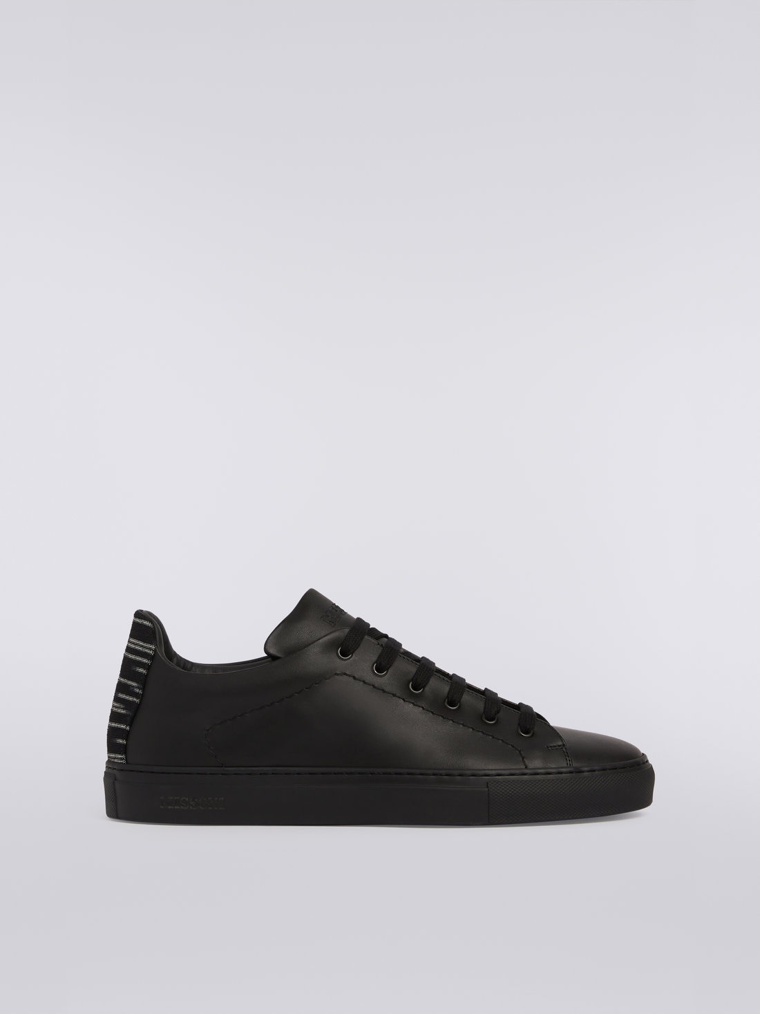 M Missoni Sneakers in pelle con inserto fiammato Enormi sconti