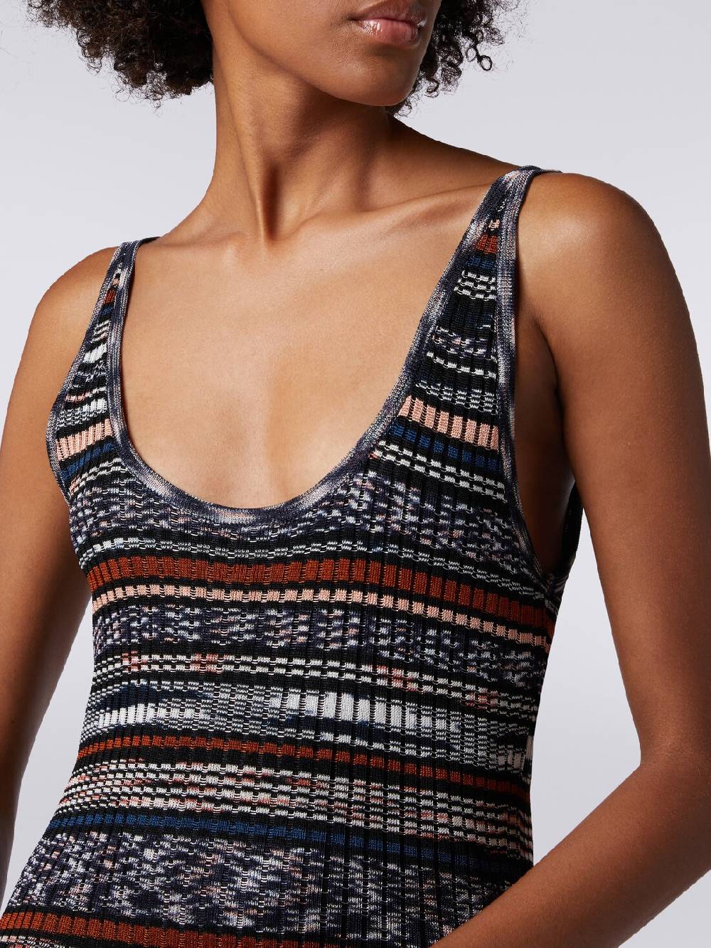 M Missoni Abito lungo a costine in viscosa fiammata Vendite stagionali