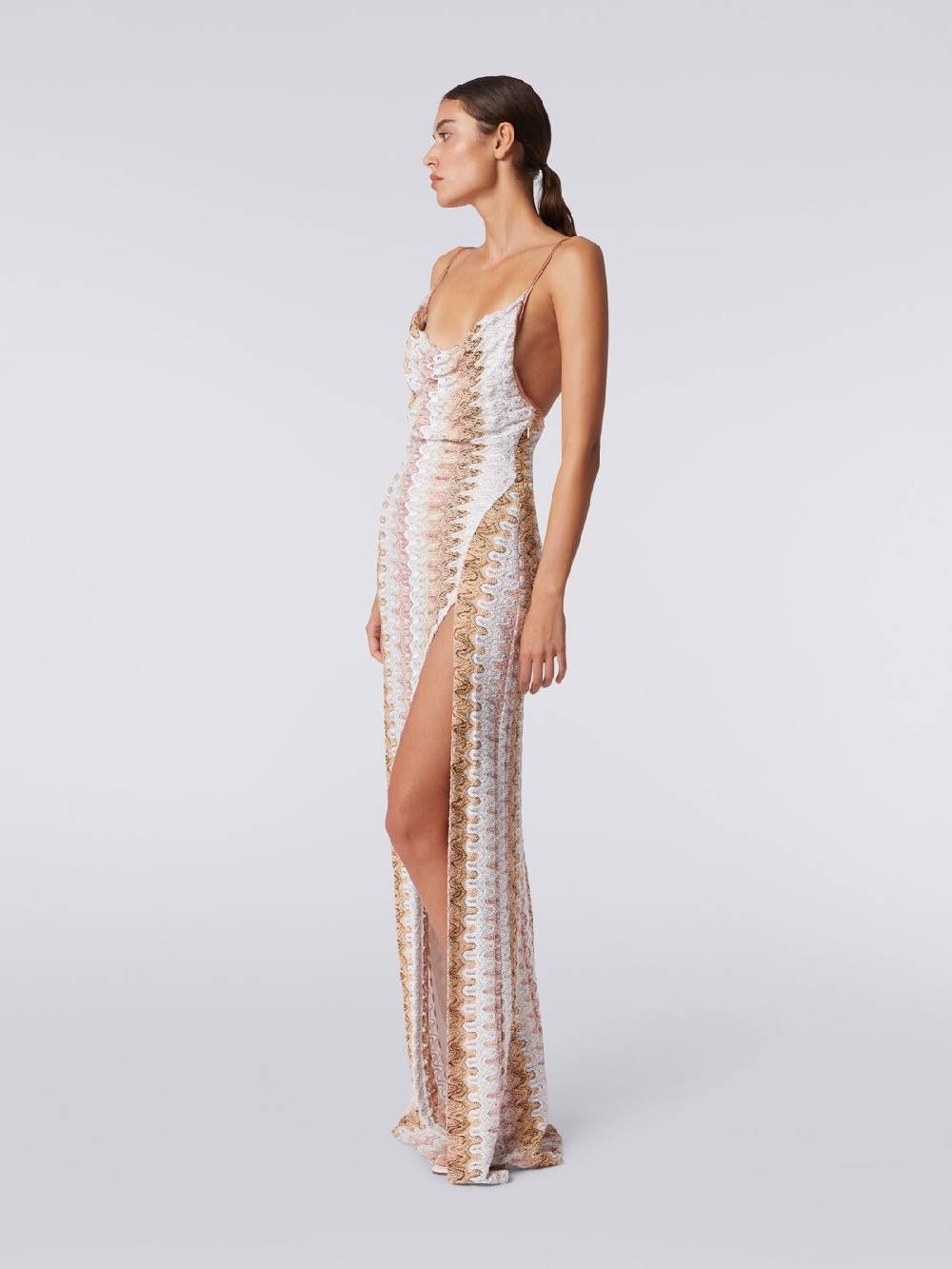 M Missoni Abito lungo effetto pizzo con scollatura drappeggiata e spacco Consegna Veloce
