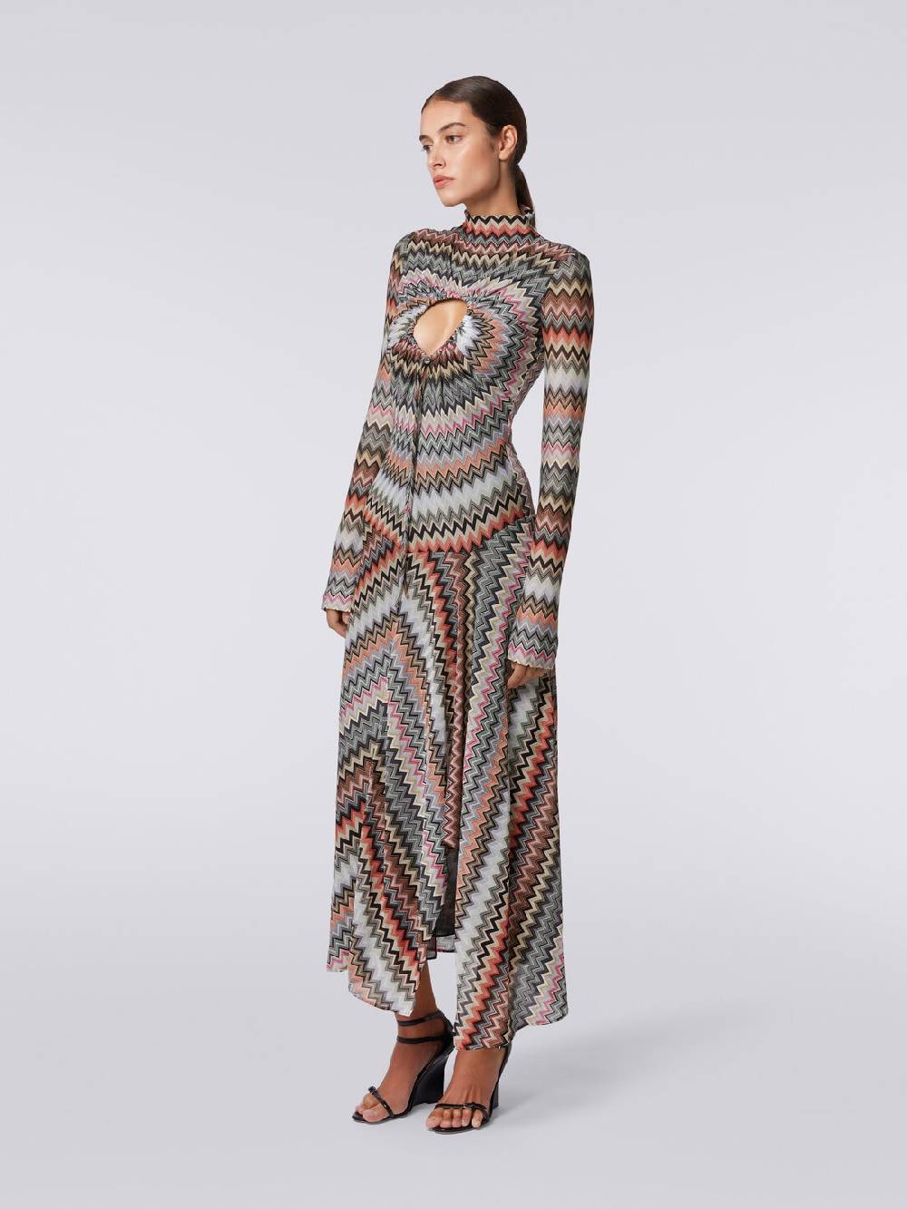 M Missoni Abito lungo in cotone e viscosa zig zag con dettaglio cut-out e spacco Sconto di tempo limitato