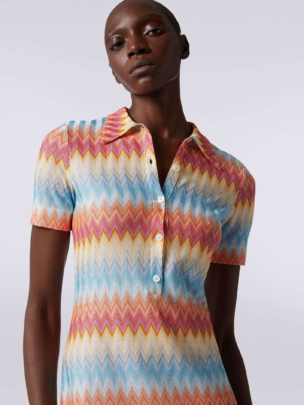 M Missoni Mini-abito modello polo in viscosa zig zag Grandi sconti