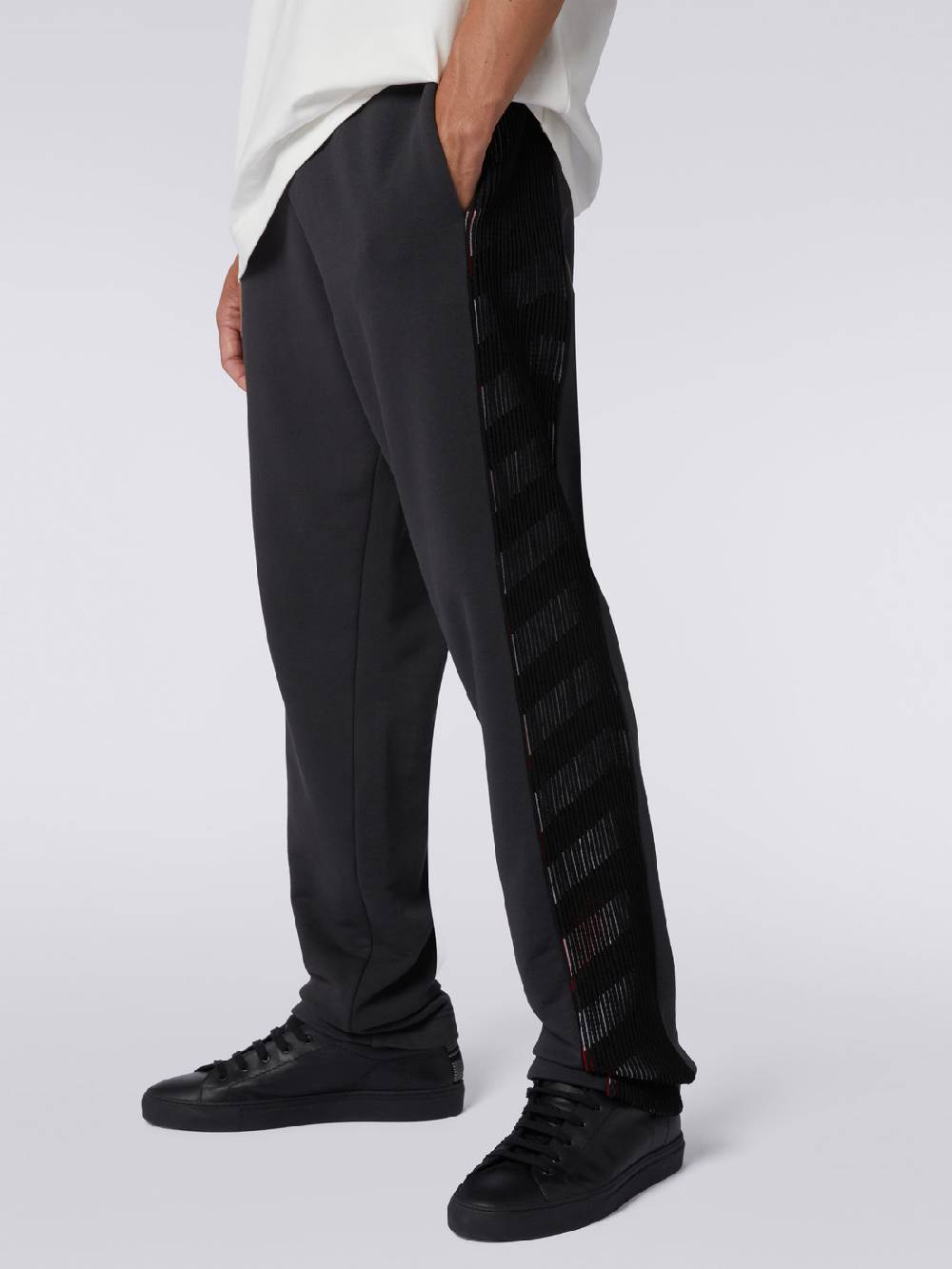 M Missoni Pantaloni sportivi in cotone con inserto in maglia in collaborazione con Mike Maignan Enormi risparmi