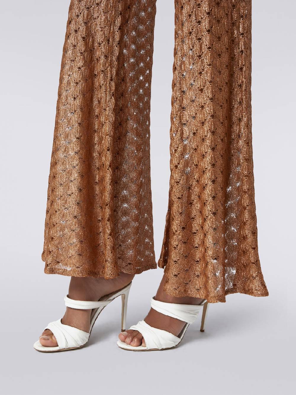 M Missoni Pantaloni copricostume effetto pizzo con fondo svasato Offerte stagionali