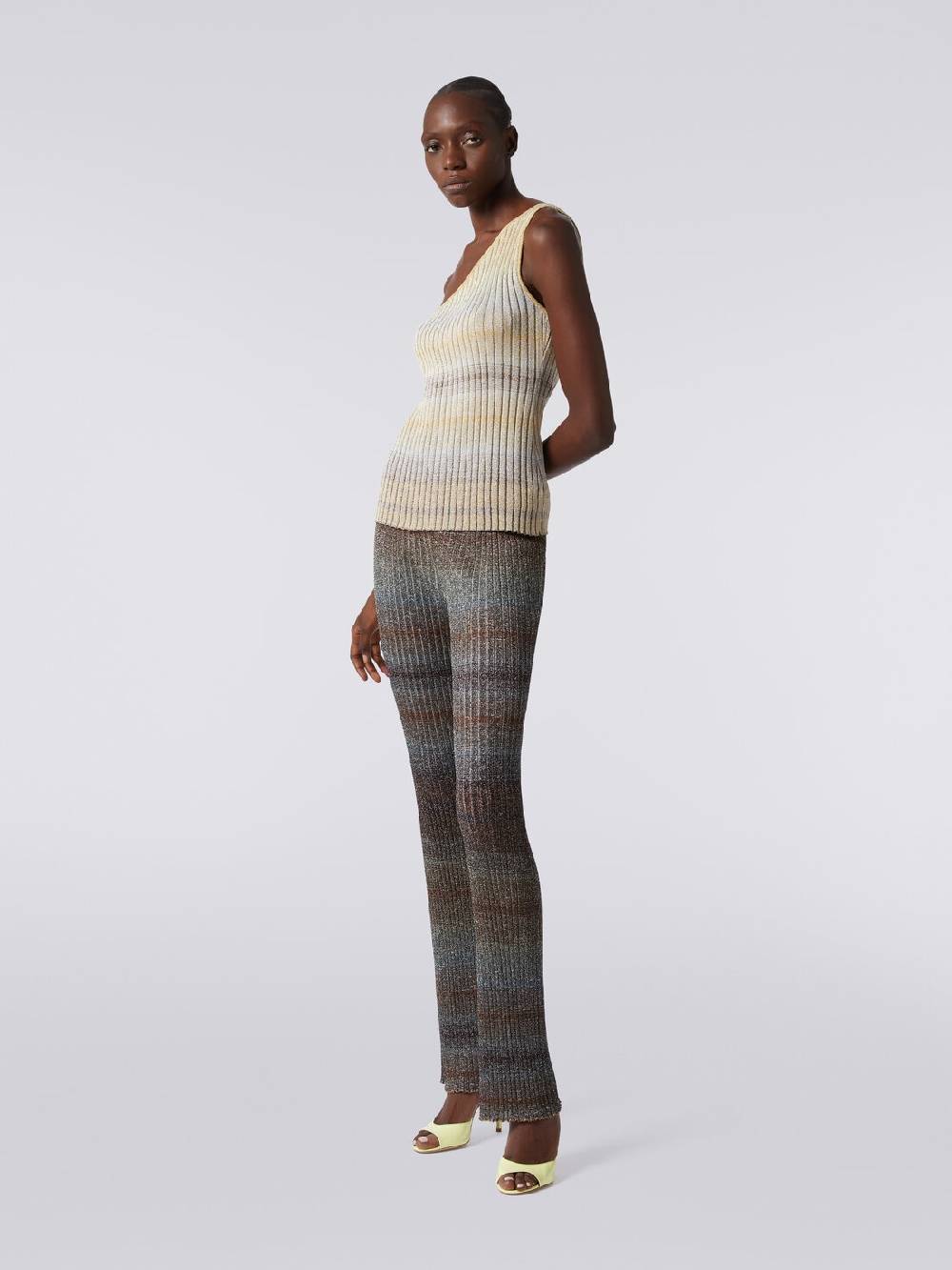 M Missoni Pantaloni dritti in viscosa e lurex a costine In Vendita