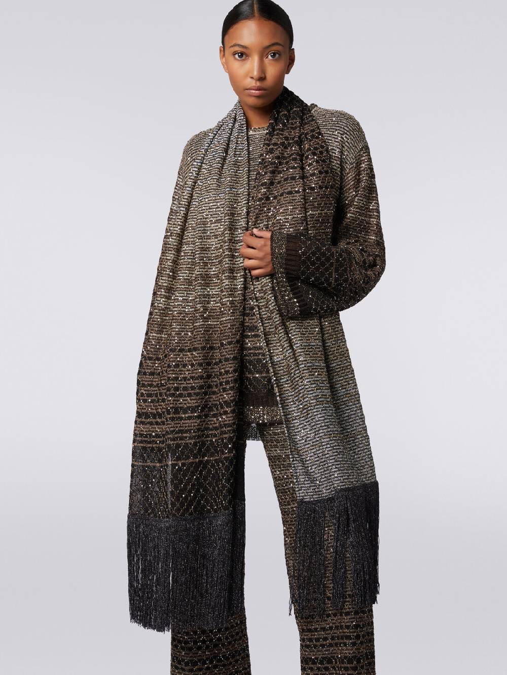 M Missoni Stola in maglia dégradé con frange e paillettes Offerta