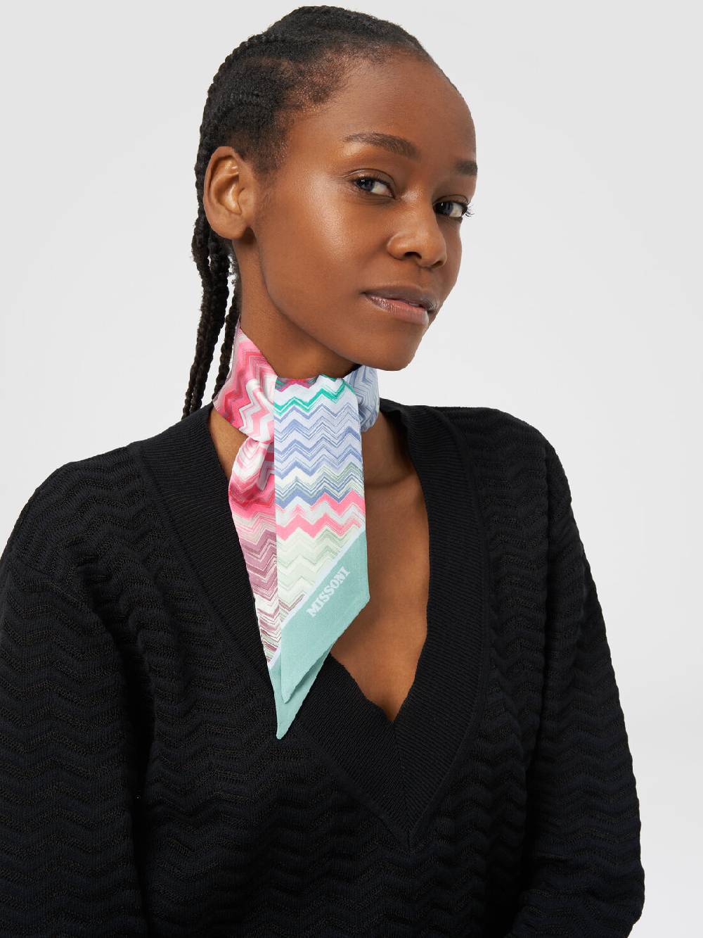 M Missoni Foulard in seta con zig zag e scritta logo Saldi