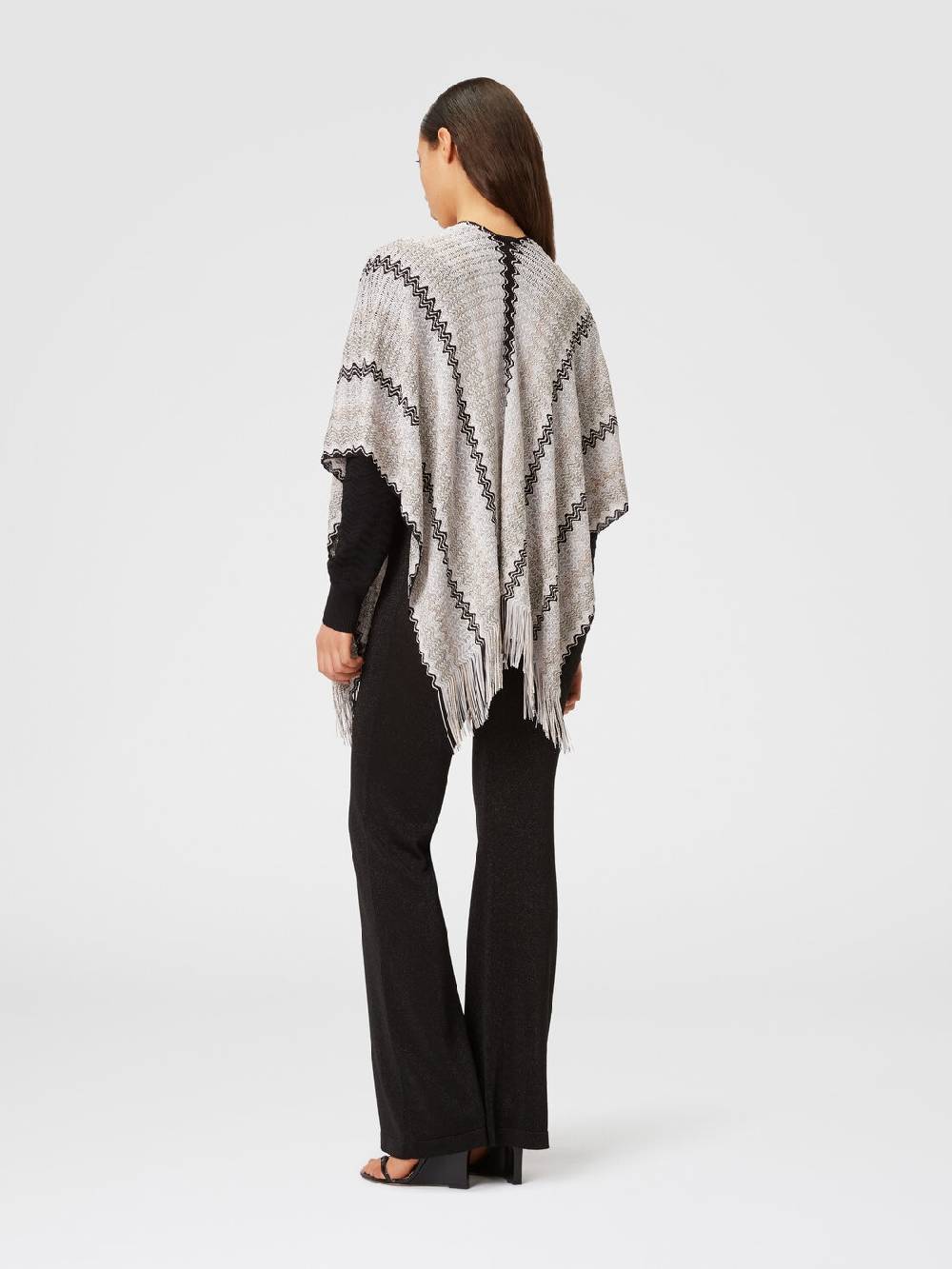 M Missoni Poncho in maglia di misto viscosa con motivo a onde e frange In Saldo