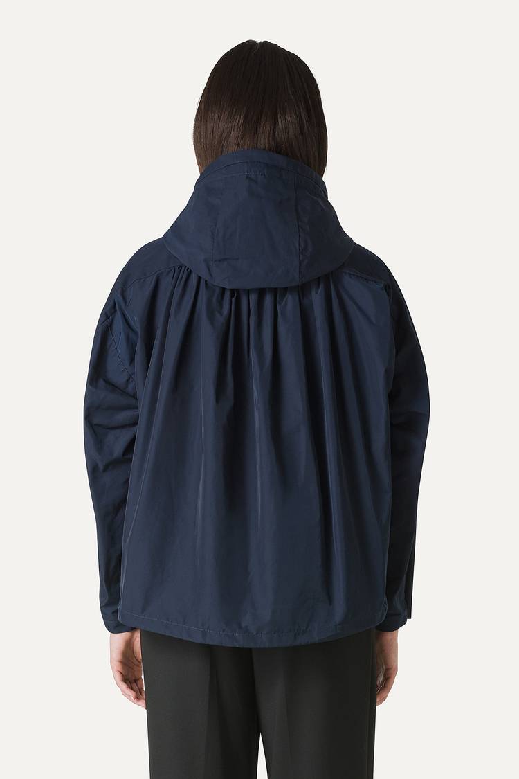 Oof Wear GIACCA CORTA IN NYLON MEMORY CON ARRICIO SULLA SCHIENA 9139 - BLU NOTTE Acquista Ora