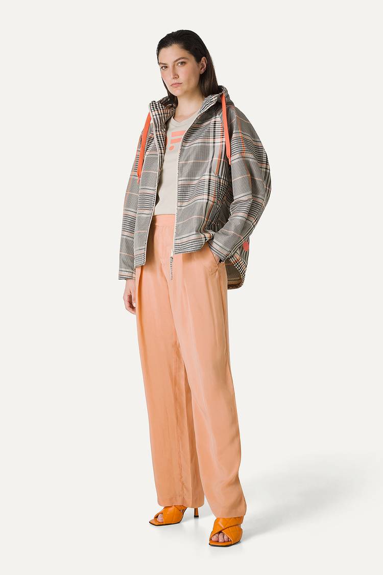 Oof Wear GIACCA CORTA IN NYLON MEMORY CON ARRICIO SULLA SCHIENA A DISEGNO CHECK 9139 - ARANCIO/CREMA Fino Al -60%