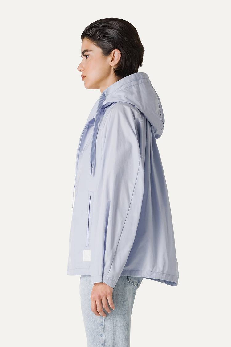 Oof Wear GIACCA CORTA IN NYLON MEMORY CON ARRICIO SULLA SCHIENA 9139 - GHIACCIO Shopping Online