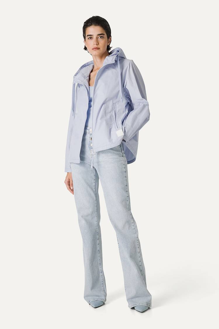 Oof Wear GIACCA CORTA IN NYLON MEMORY CON ARRICIO SULLA SCHIENA 9139 - GHIACCIO Shopping Online