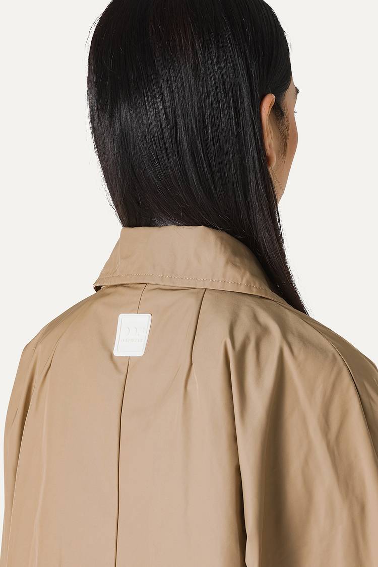 Oof Wear TRENCH IN NYLON MEMORY 9138 - BEIGE Affare Del Giorno