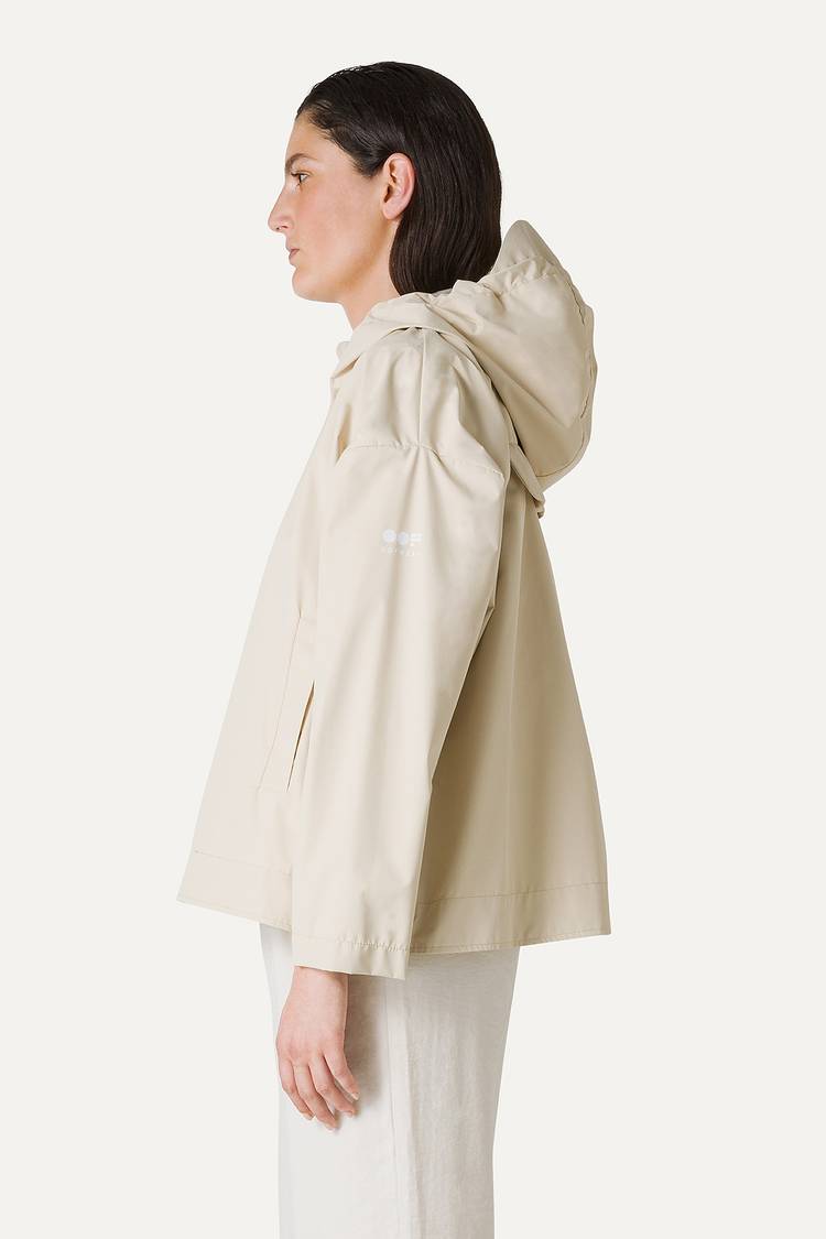 Oof Wear GIACCA CORTA IN NYLON CON INTERNO ARGENTO 9214 - CREMA Negozi Online