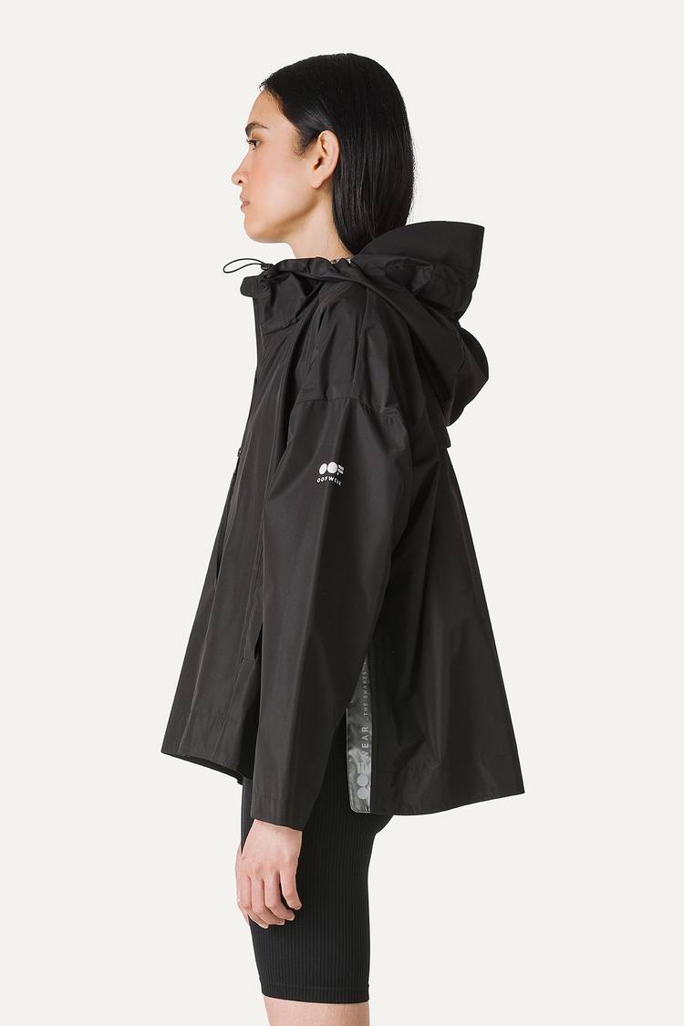 Oof Wear GIACCA CORTA IN NYLON CON INTERNO ARGENTO 9214 - NERO Consegna Veloce