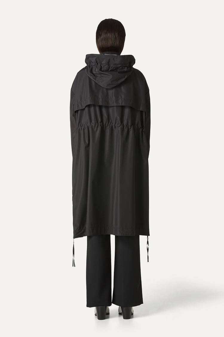 Oof Wear GIACCA LUNGA IN NYLON CON INTERNO ARGENTO 9216 - NERO Promozione Limitata