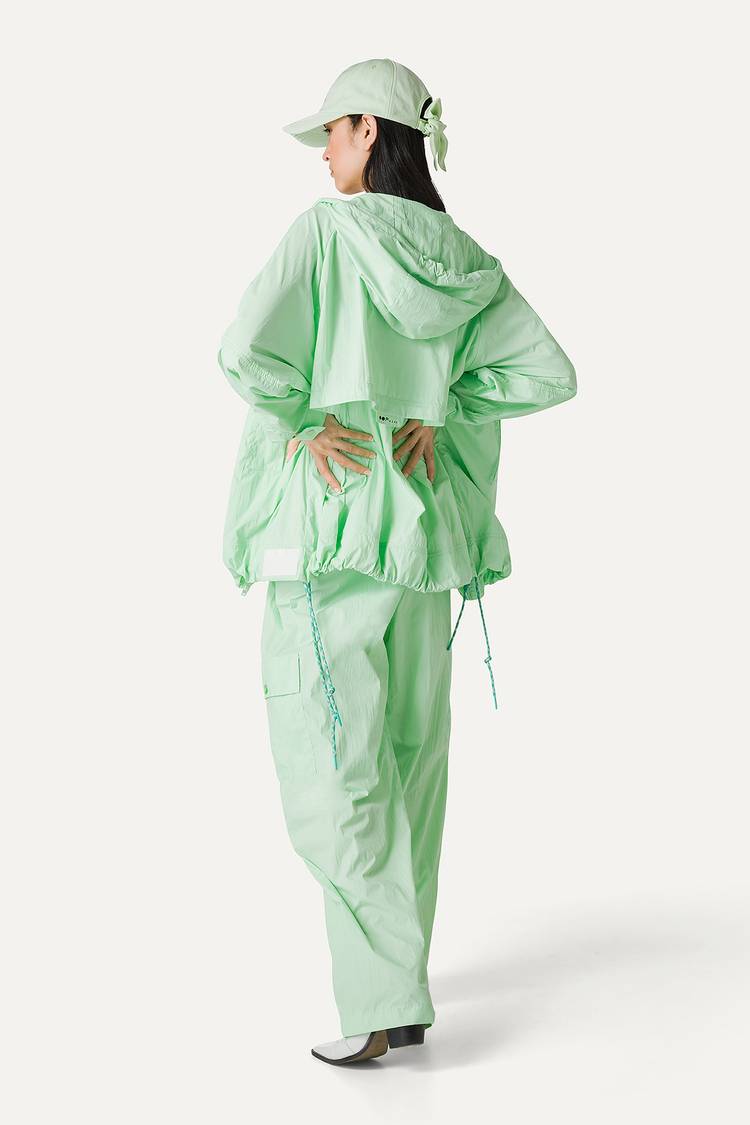 Oof Wear GIACCA CON CAPPUCCIO OVER IN NYLON 9206 - MENTA Novità