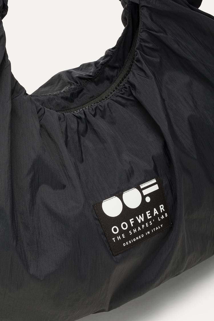 Oof Wear BORSA A SPALLA IN NYLON CRINCLE WATER REPELLENT 3079 - NERO In Saldo