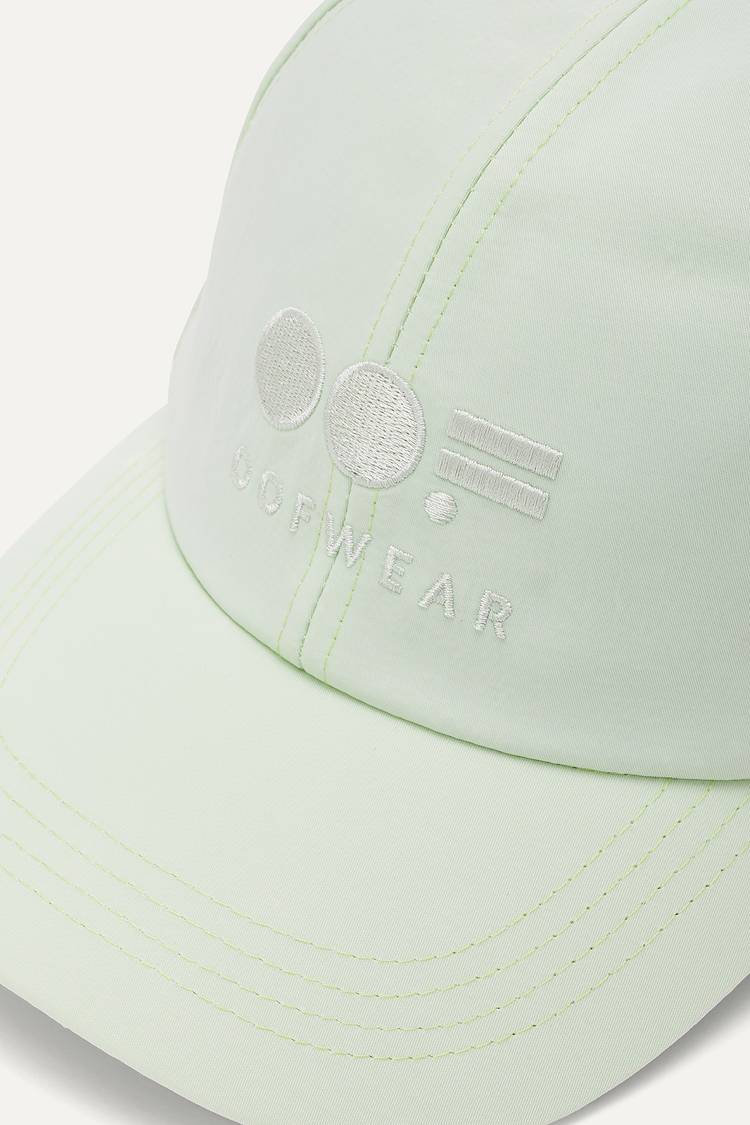 Oof Wear CAPPELLO CON VISIERA IN NYLON MEMORY 2009 - MENTA Novità