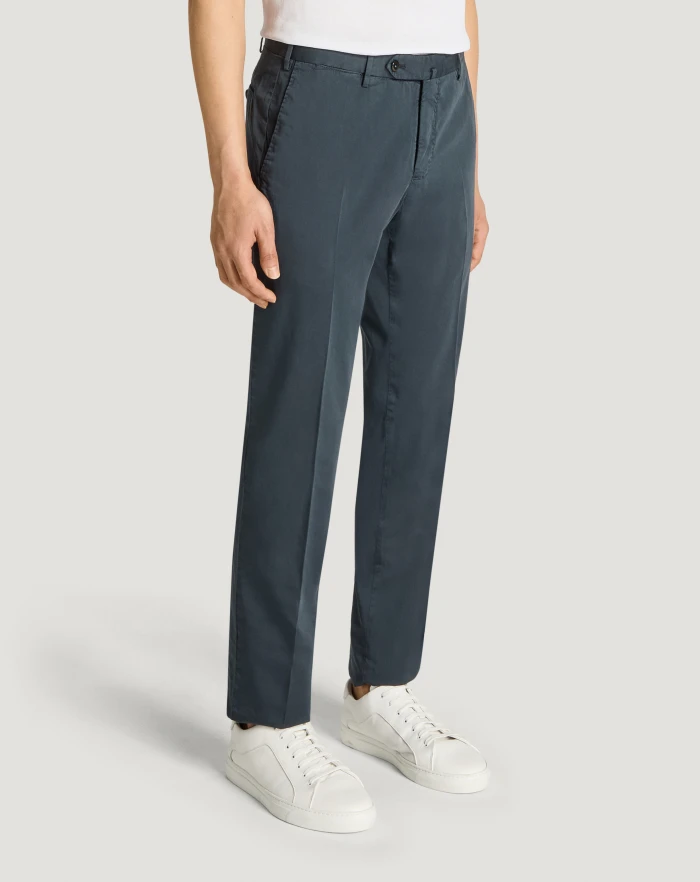 Pantaloni Torino Pantaloni Slim in silkochino Acquista Ora