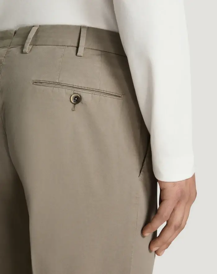Pantaloni Torino Pantaloni Slim in gabardina stretch Fino Al -60%