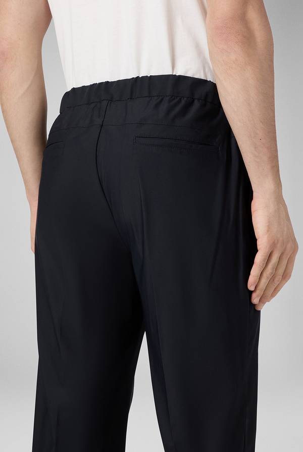Pull Pal Zileri Pantaloni leggeri in tessuto tecnico Convenienza