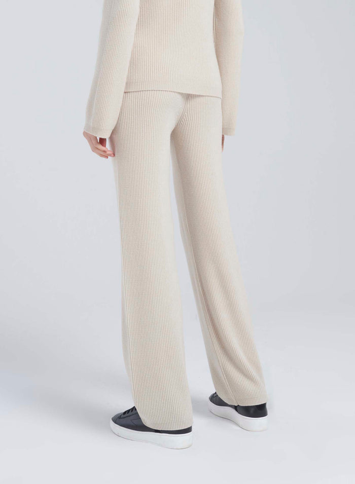 Lorena Antoniazzi PANTALONI IN MAGLIA Acquista Ora