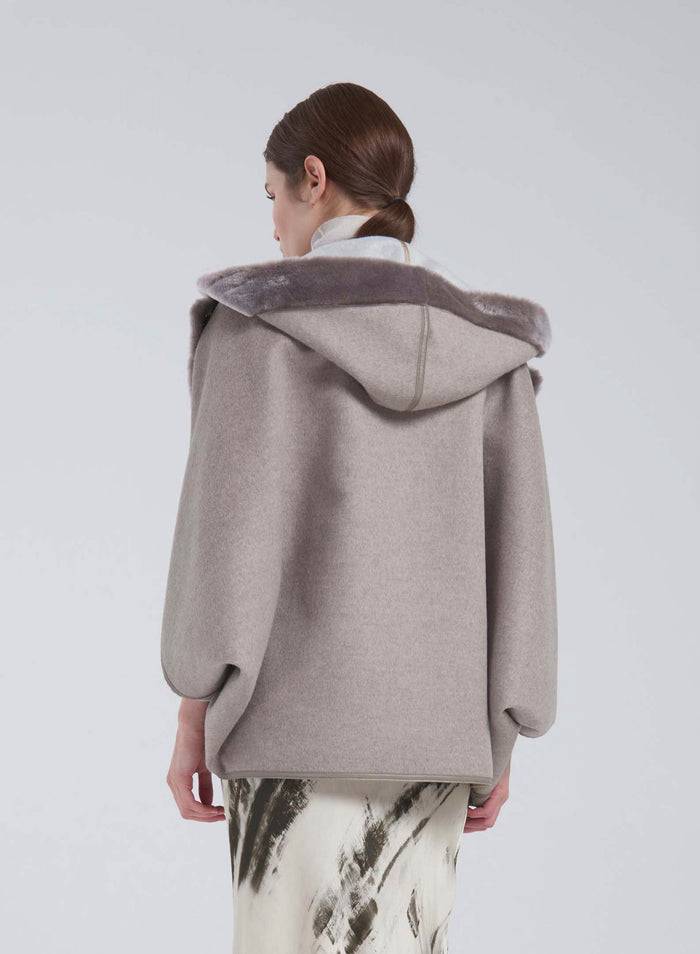 Lorena Antoniazzi CAPPOTTO IN MONTONE Vendita Economica
