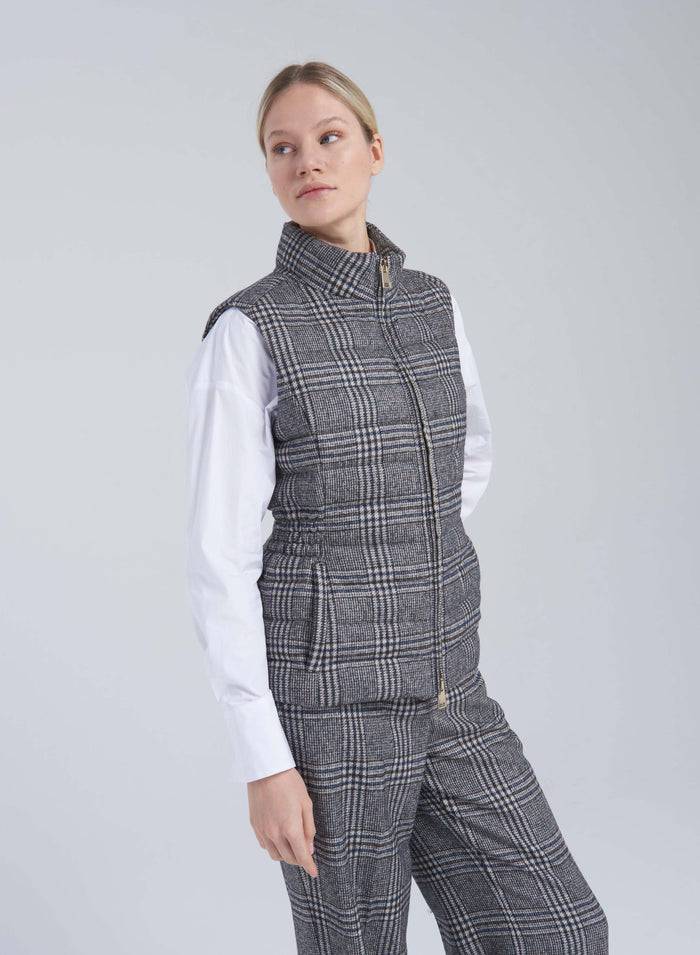 Lorena Antoniazzi GILET IMBOTTITO IN LANA E ALPACA Vendita Calda