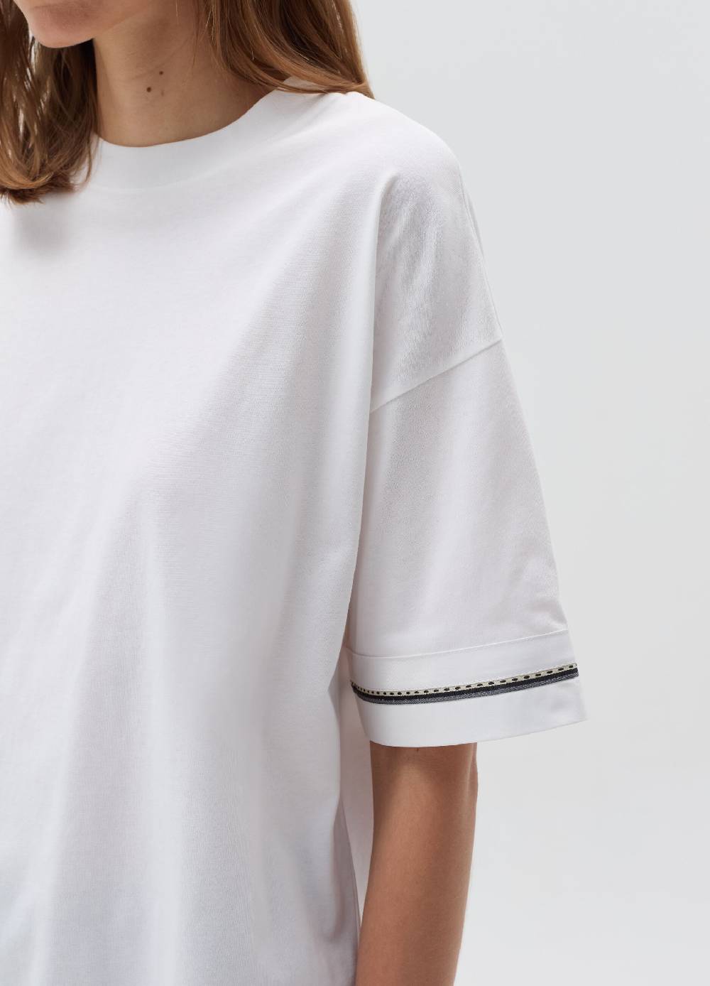 LULAH D. T-shirt over con inserti a contrasto In Vendita