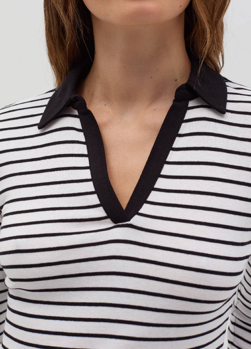 OVS T-shirt a maniche lunghe con scollo a polo Qualità
