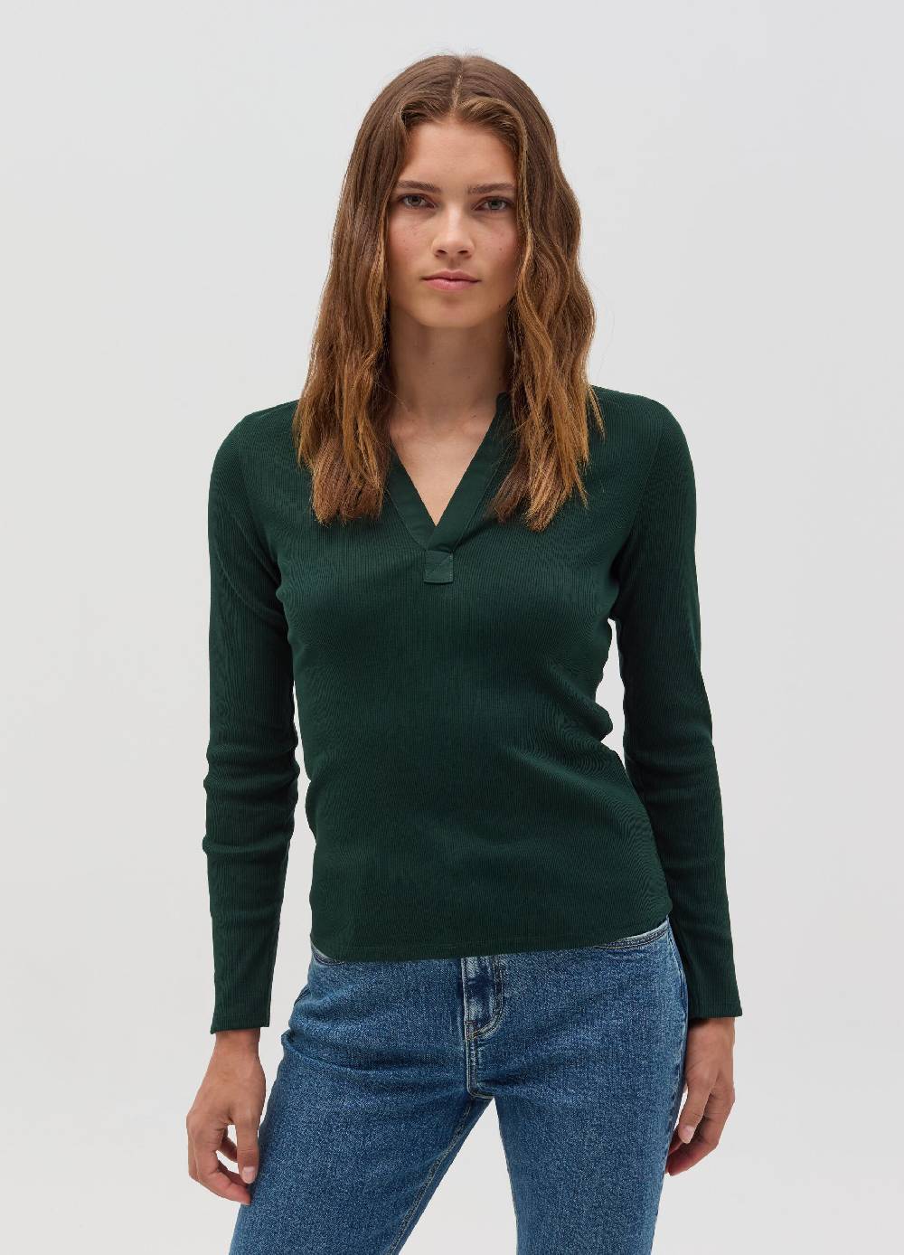 OVS T-shirt a costine sottili con scollo a V Shopping Online