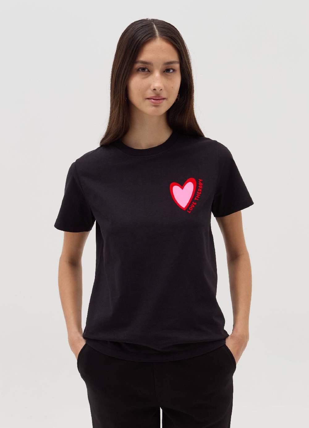 LOVE THERAPY T-shirt con stampa cuore Sottocosto