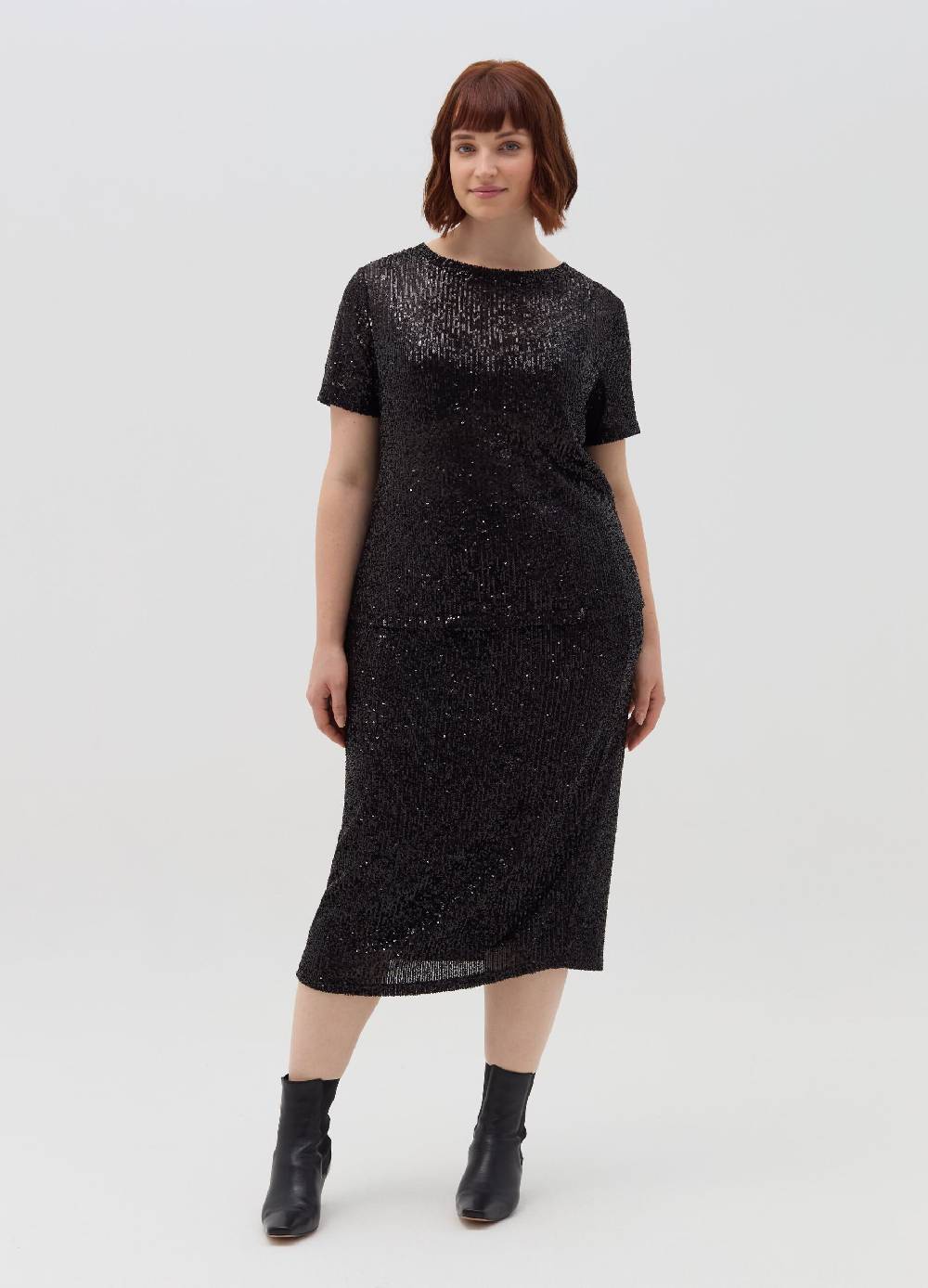 MYA T-shirt con paillettes Curvy In Vendita