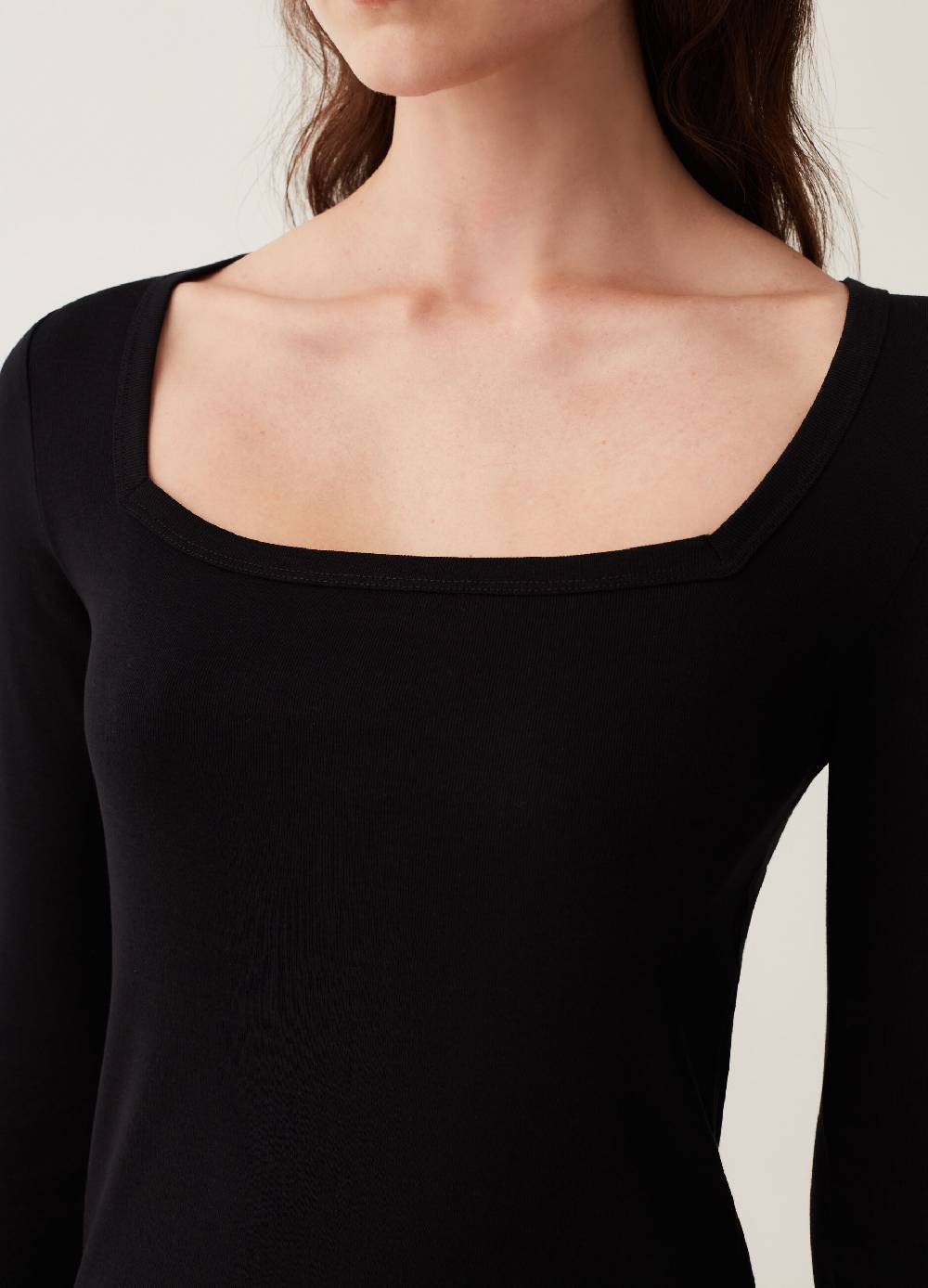 OVS T-shirt a maniche lunghe con collo squadrato Offerte