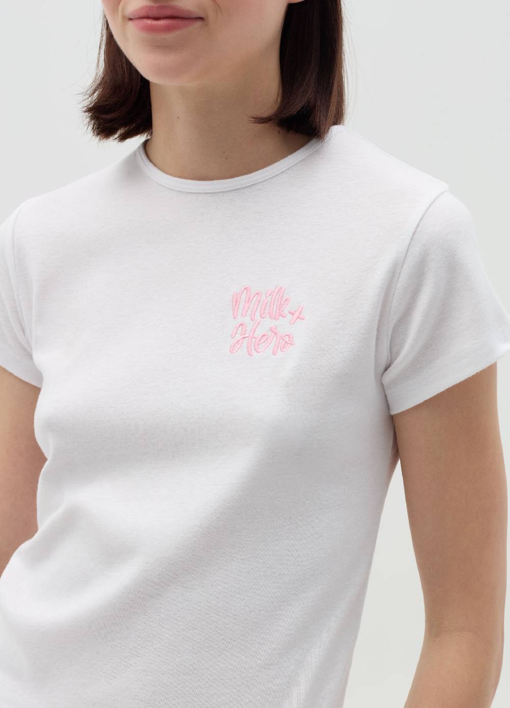 MILK+HERO T-shirt girocollo con ricamo Nuovo