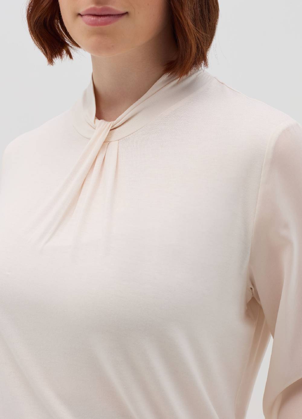 MYA T-shirt in viscosa stretch con nodo Curvy In vendita