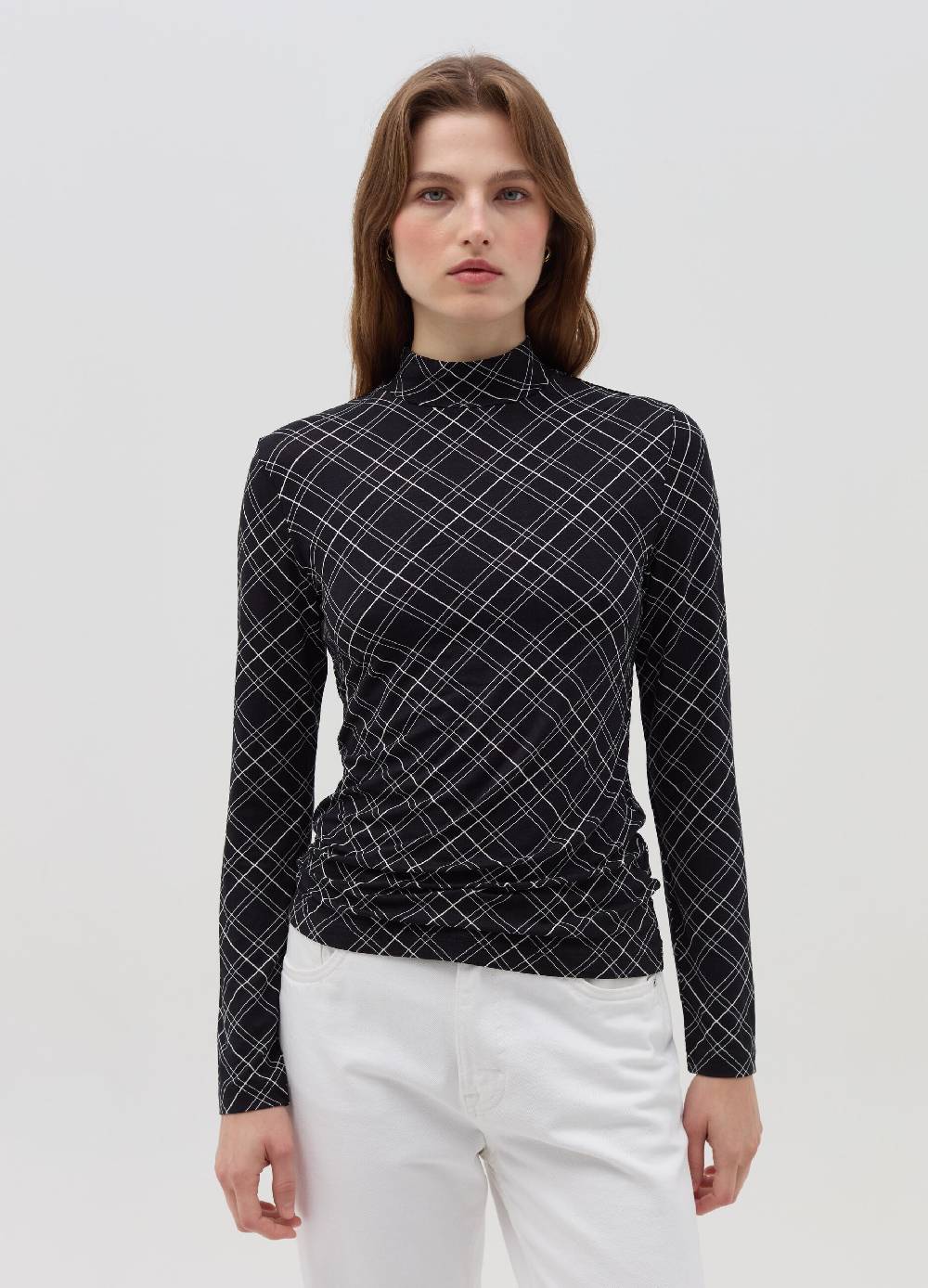 OVS T-shirt mock neck con fantasia check Online