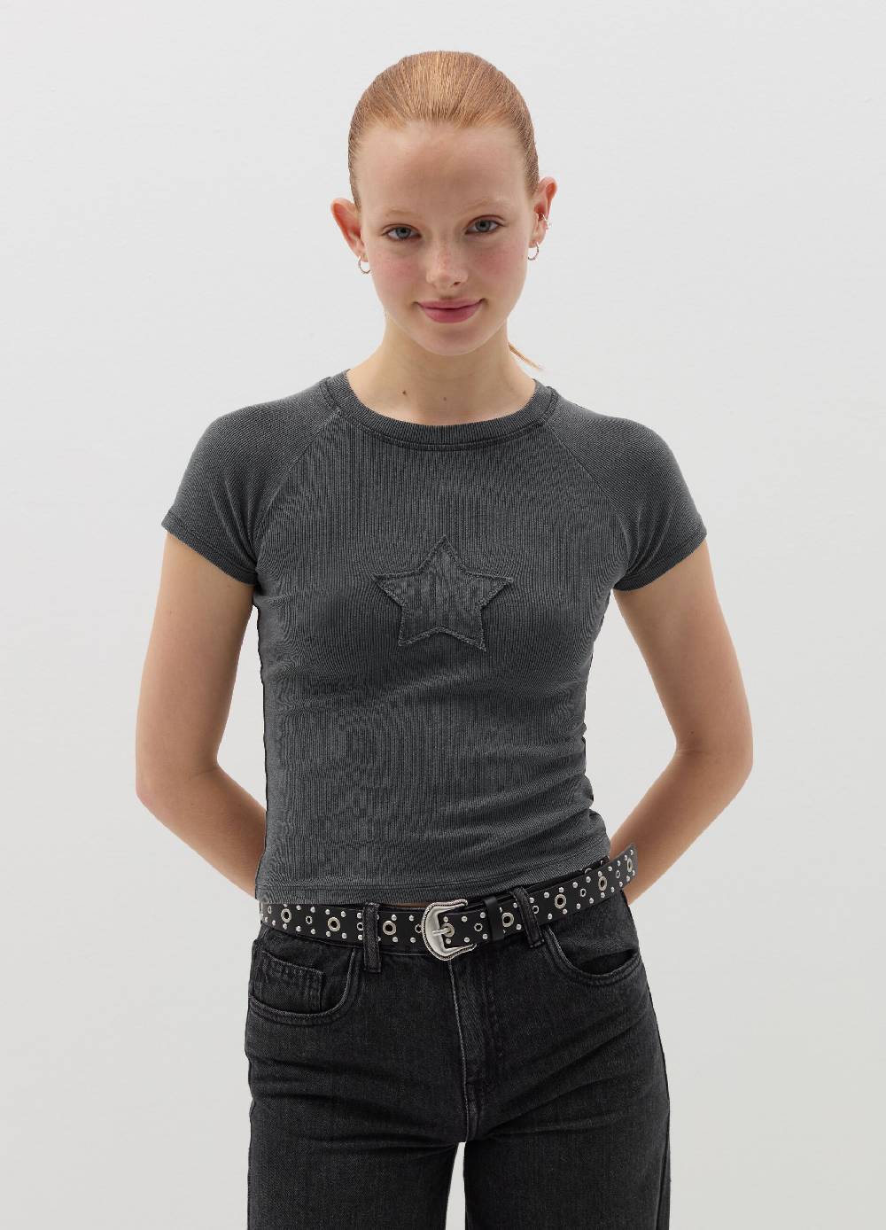 B. ANGEL T-shirt crop a costine con ricamo Outlet