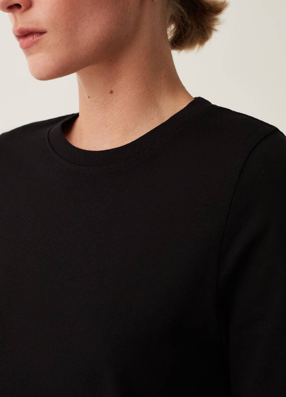 OVS T-shirt a maniche lunghe in cotone Offerta per la Festa della Mamma