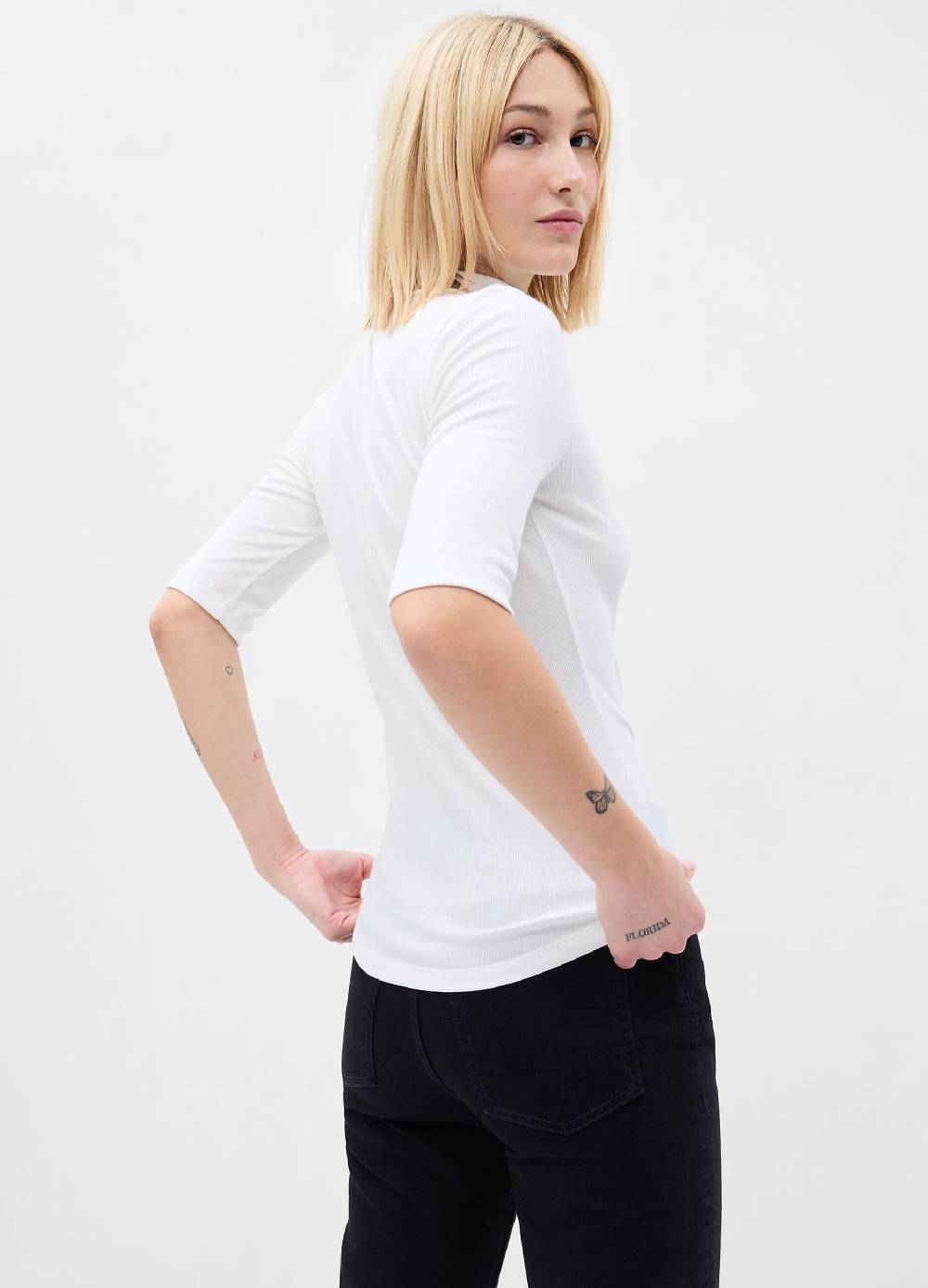 GAP T-shirt a costine sottili maniche al gomito Comprane uno, ottenene uno gratis