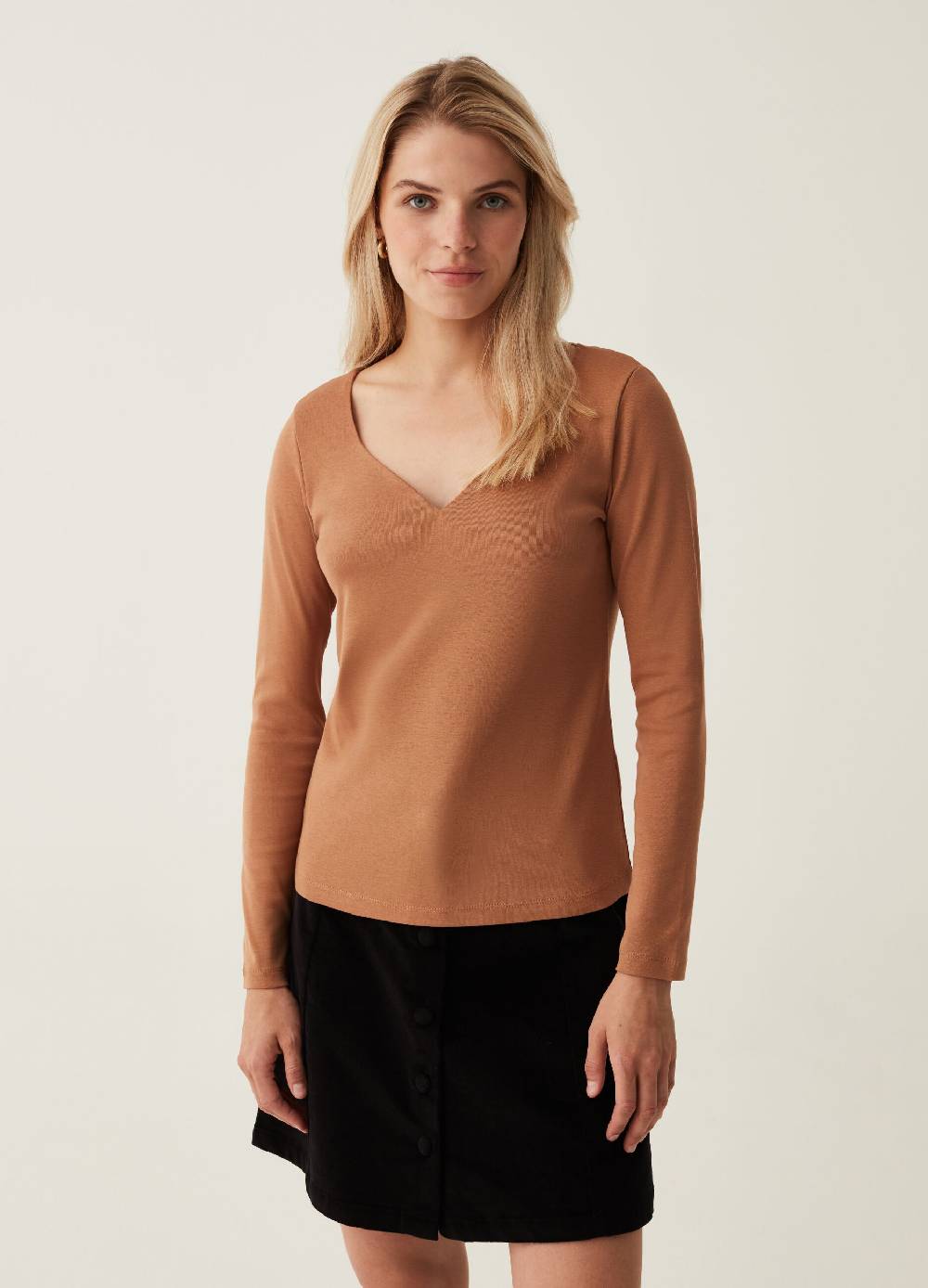 OVS T-shirt a maniche lunghe con scollo a cuore Super Saving Price