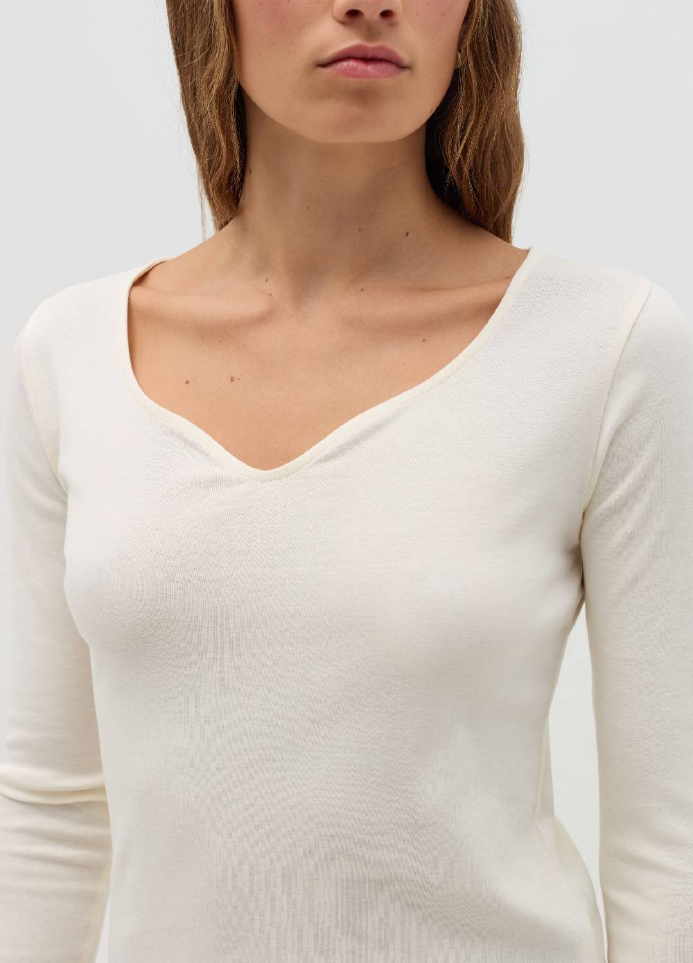 OVS T-shirt a maniche lunghe con scollo a cuore Fino al 50% di sconto