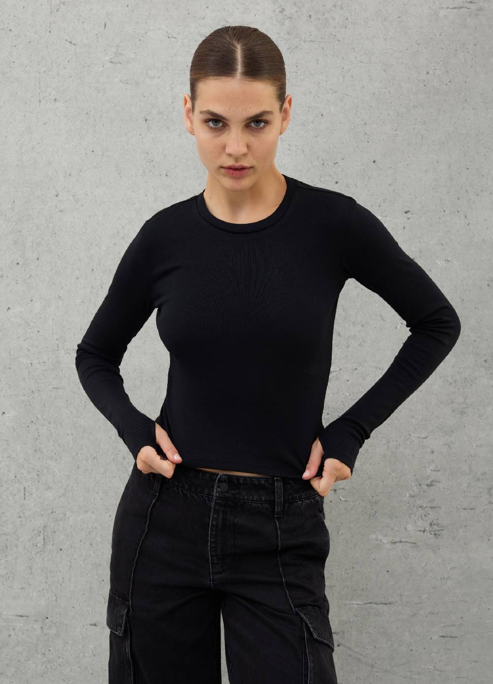 UTOPJA Crop Longsleeve T-shirt Black Offerta speciale della fabbrica