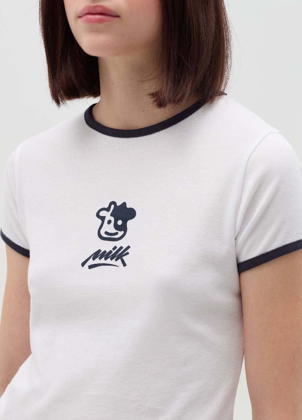MILK+HERO T-shirt girocollo con stampa Trasporto libero internazionale
